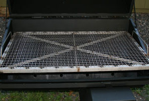 Charcoal Pig Roaster - Image 2