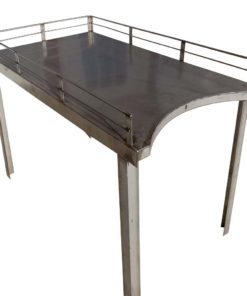 Receiving table for pluckers